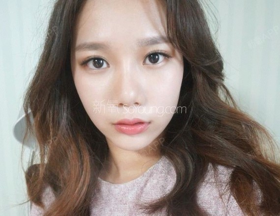 心塞,好喜欢这样的鹅蛋脸。看着新氧的姐妹变