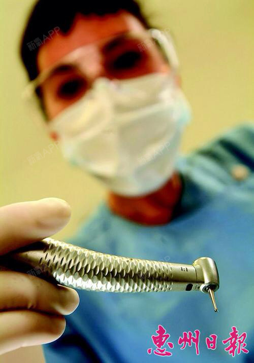 大家有没有发现牙科医院钻牙的钻头医生每次只