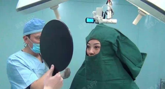 步把控】来美安一台台宛若天生的眼部手术是