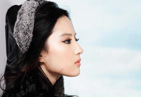 刘亦菲,侧脸很美,超凡脱俗